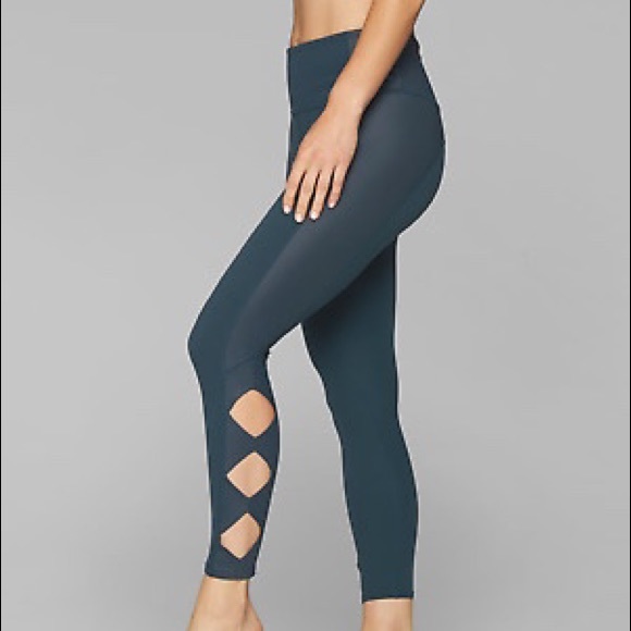 Athleta Pants - Athleta Cobra Tight Yoga Pants